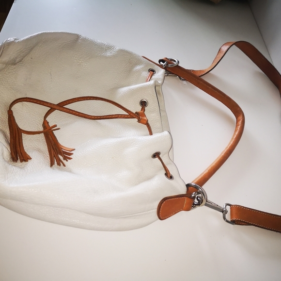 Vintage Roots leather crossbody bag - Picture 6 of 14